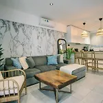 2bdr Amalfi Blue In Larnaca! - Mackenzie Area & Pet Friendly! アパート *