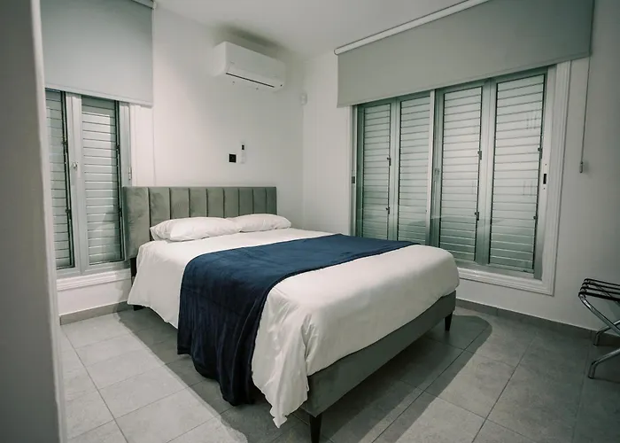 Appartamento 2bdr Amalfi Blue In Larnaca! - Mackenzie Area & Pet Friendly!