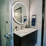 2bdr Amalfi Blue In Larnaca! - Mackenzie Area & Pet Friendly!