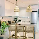 2bdr Amalfi Blue In Larnaca! - Mackenzie Area & Pet Friendly! Lejlighed *