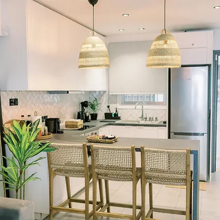 2bdr Amalfi Blue In Larnaca! - Mackenzie Area & Pet Friendly! Apartamento *