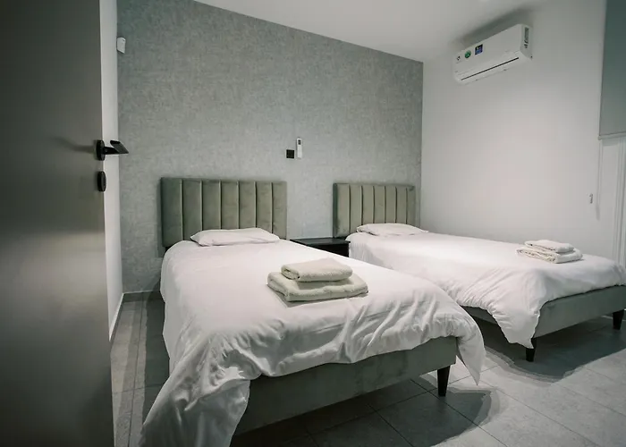 2bdr Amalfi Blue In Larnaca! - Mackenzie Area! *