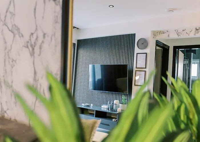 2bdr Amalfi Blue In Larnaca! - Mackenzie Area & Pet Friendly! Appartement Larnaca